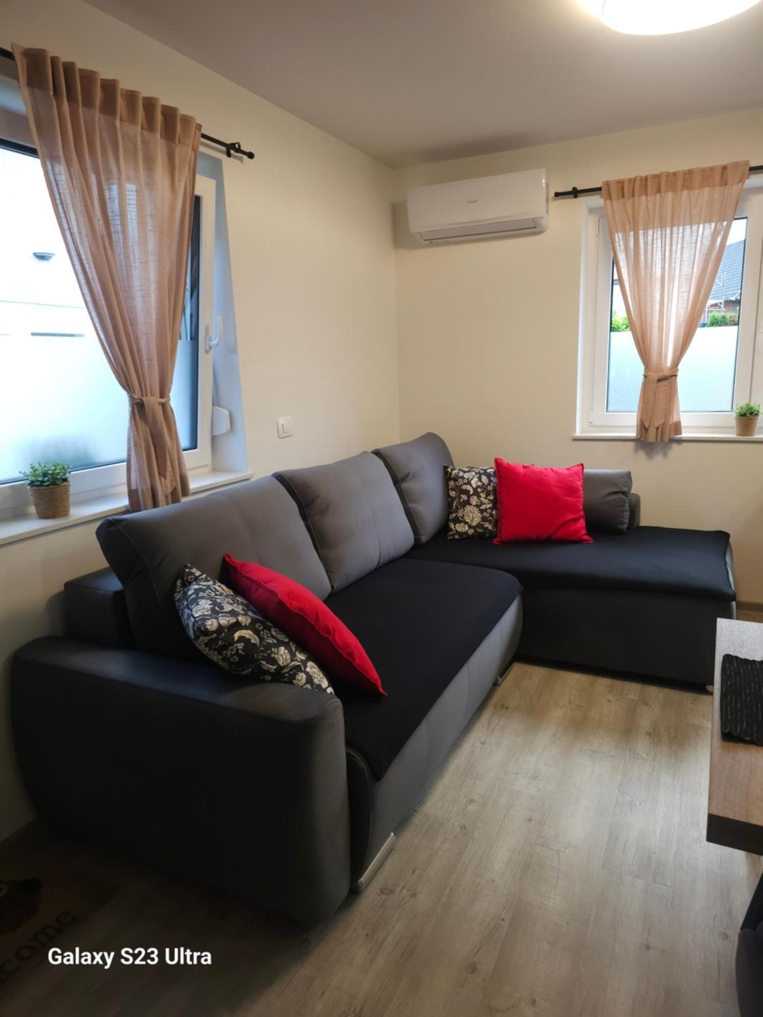 Prima Countryside Apartments Zirovnica Kamer foto
